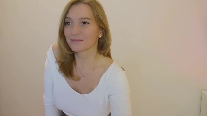 midnightkiss_ Live Sex December 13, 2025