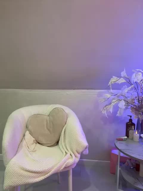 PauLiiine Live Sex December 13, 2025