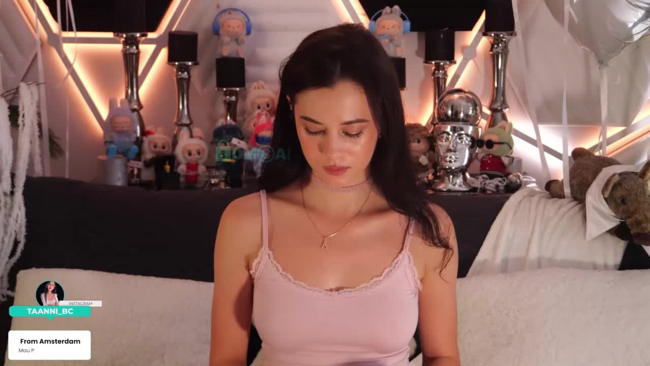 Taanni Live Sex 2025.12.12