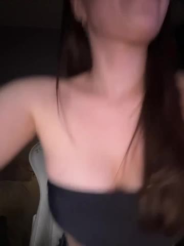 MiniNika Live Sex December 12, 2025