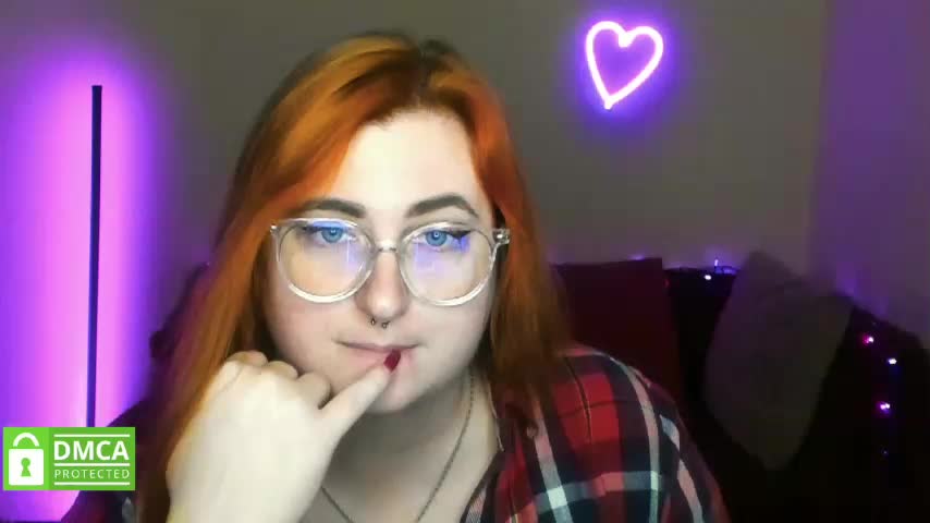 Aliciaredluv Live Sex December 12, 2025