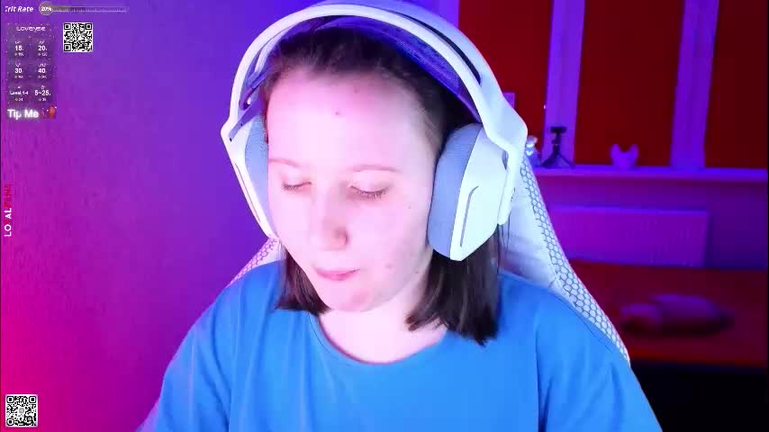 moon_avengers Live Sex December 12, 2025