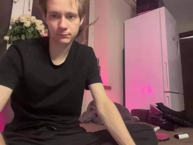 titsDestroy2007 Live Sex December 14, 2025