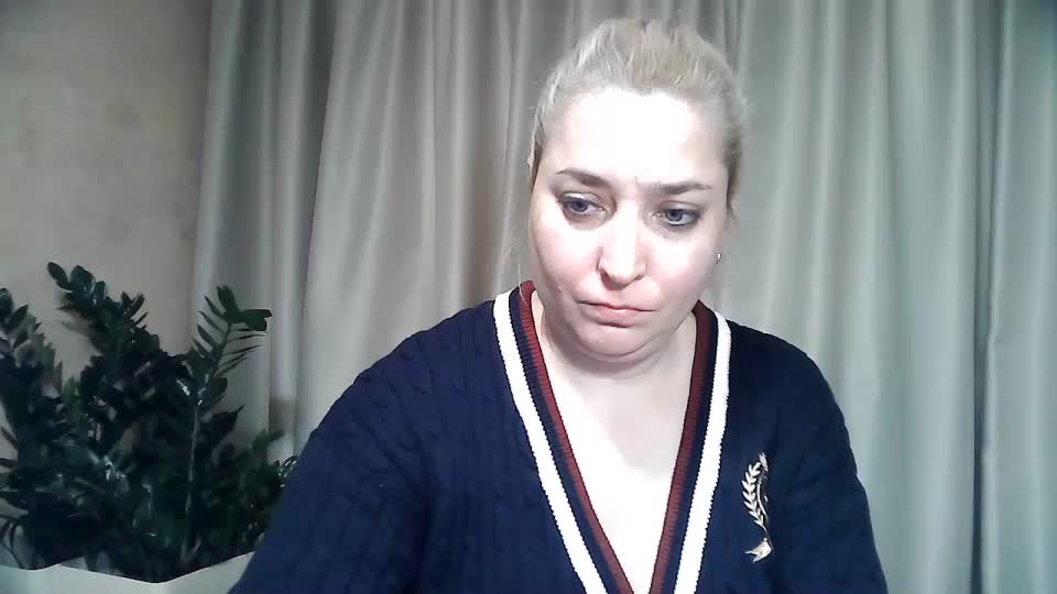 KickaIricka Live Sex December 17, 2025