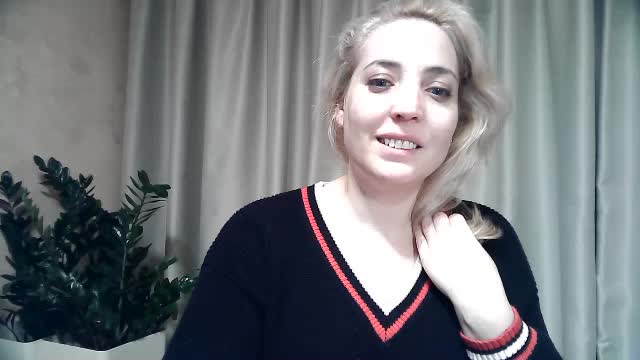 mariska-kiska Live Sex December 17, 2025