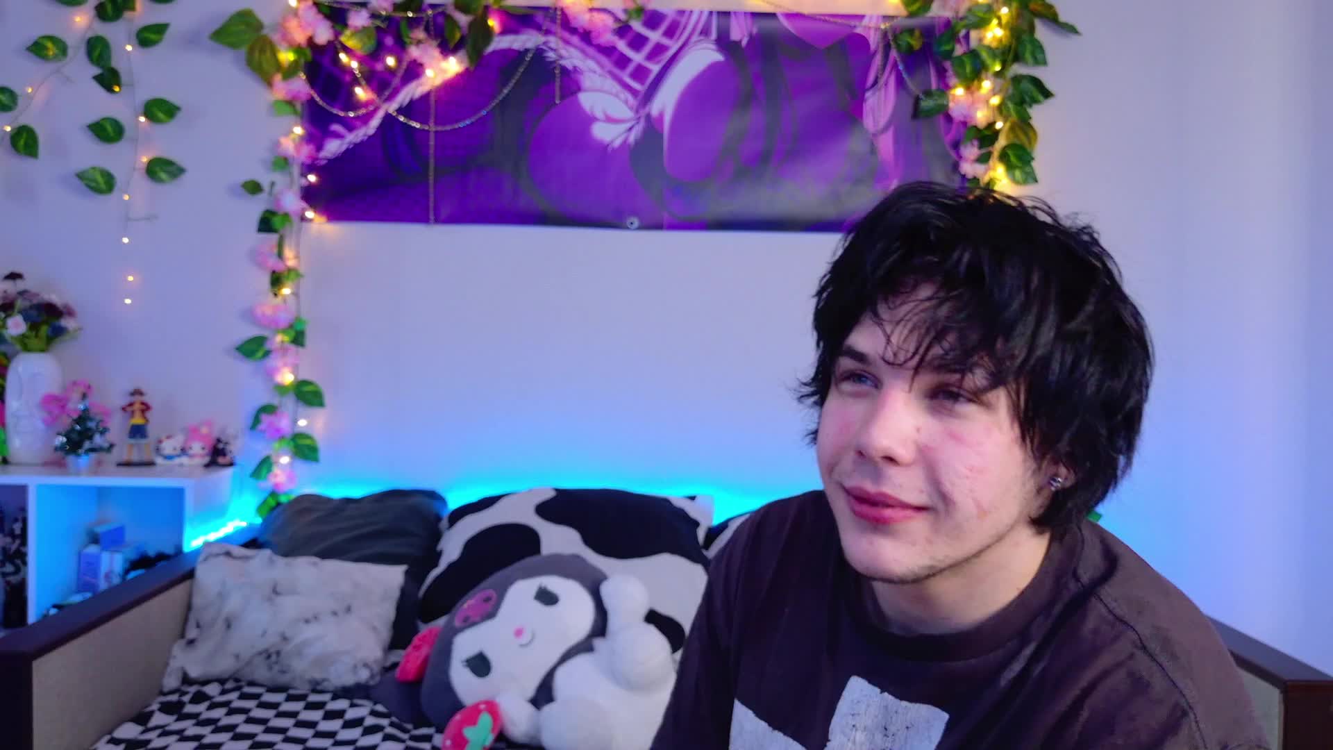 Night-angell Live Sex December 17, 2025