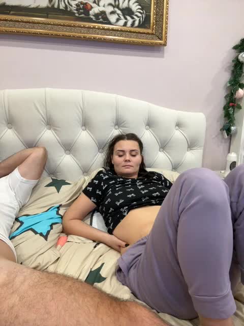 _Milashka_ Live Sex December 17, 2025