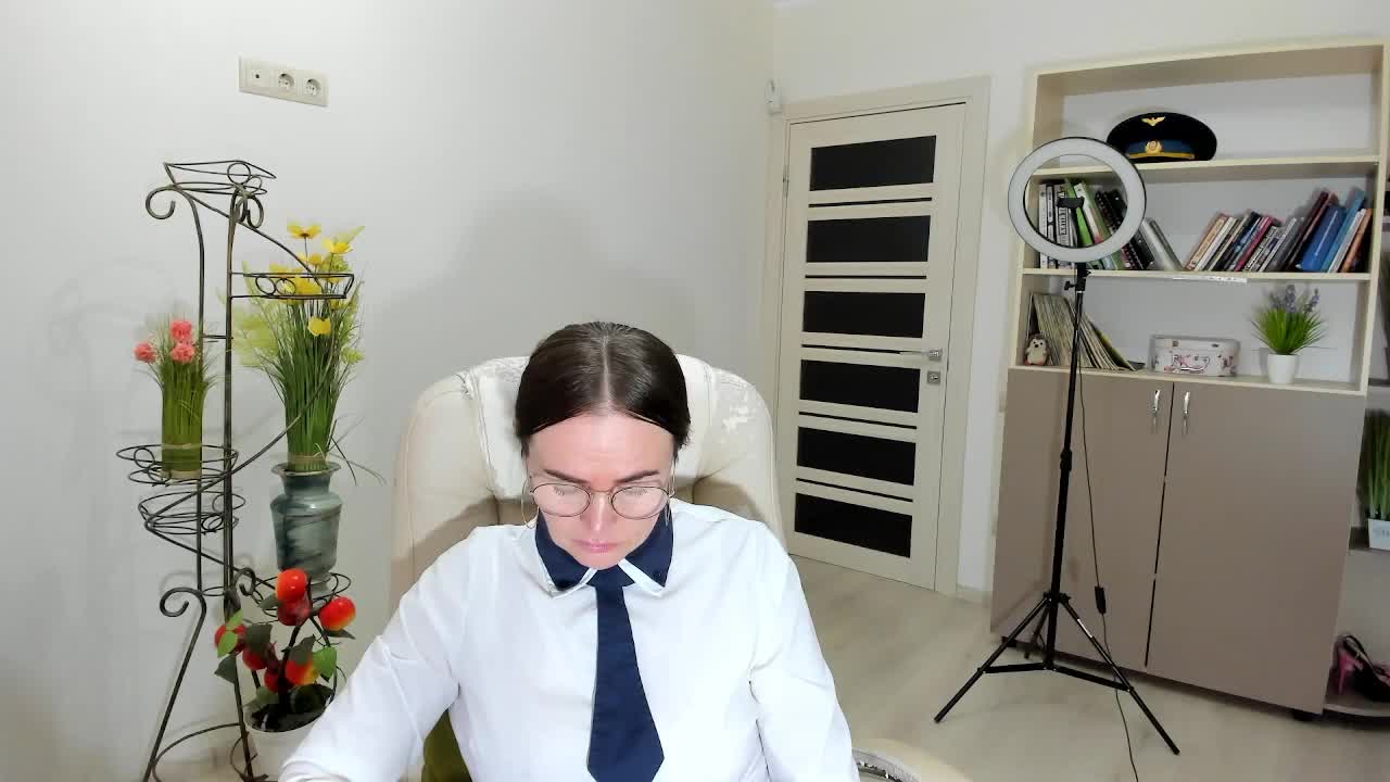 -Michelle- Live Sex December 17, 2025