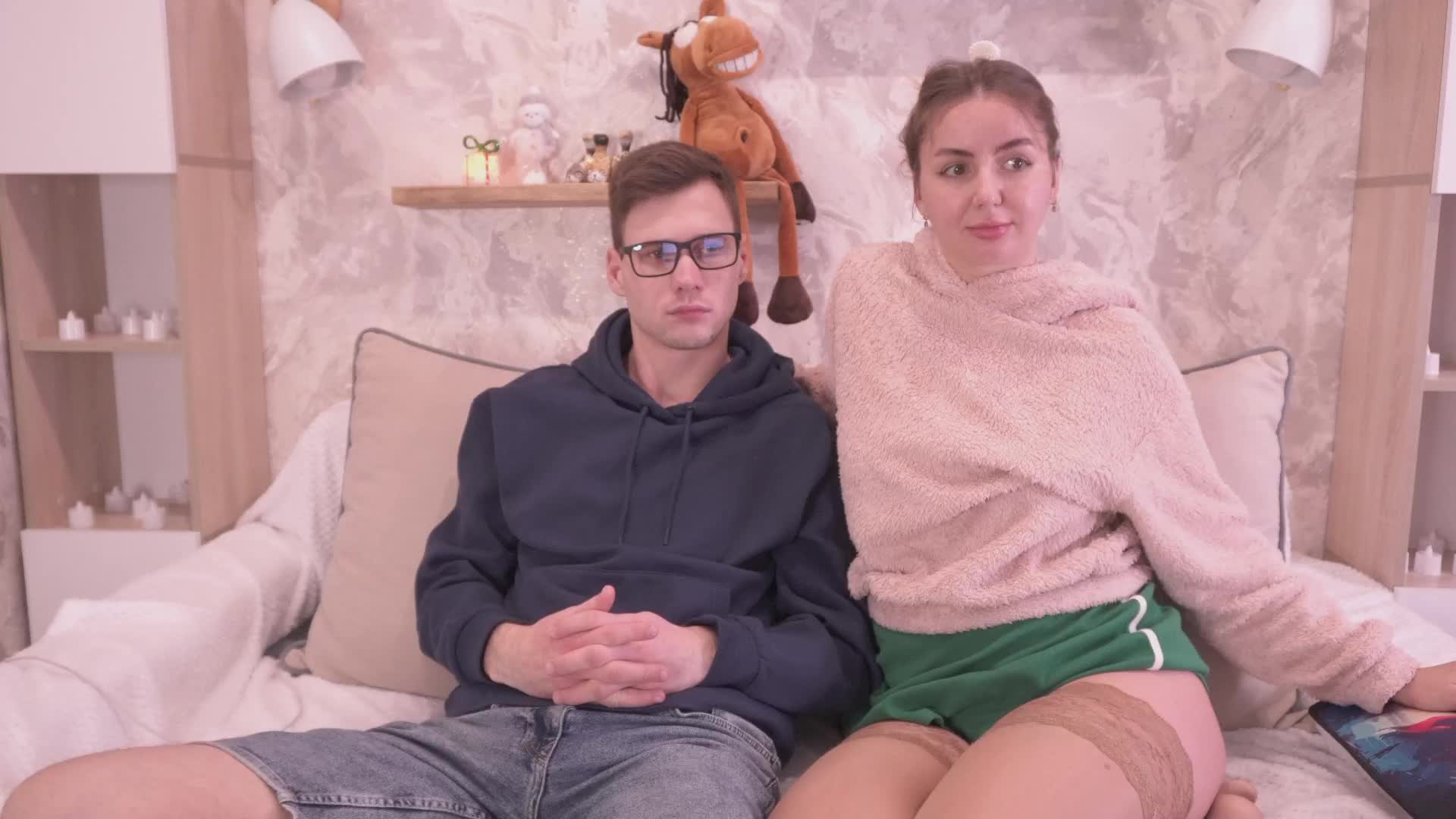 PashaAndMila Live Sex December 17, 2025