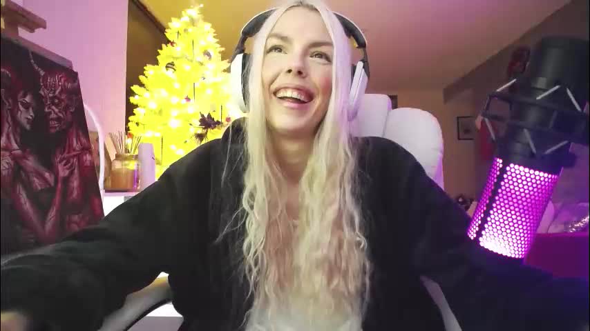 tinykylie Live Sex December 17, 2025