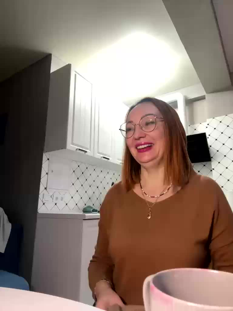 Pink-Lips Live Sex December 17, 2025