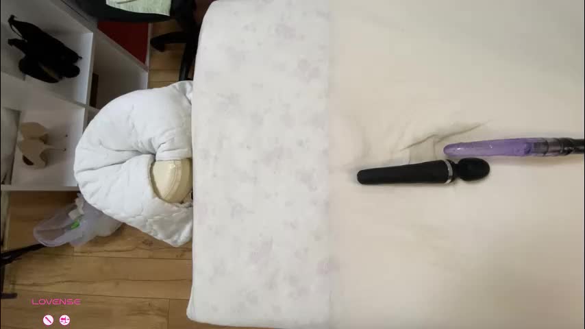 annetmoroz Live Sex December 17, 2025