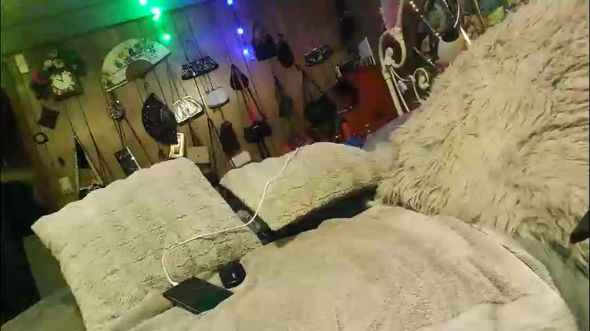 breezywinds963 Live Sex December 17, 2025