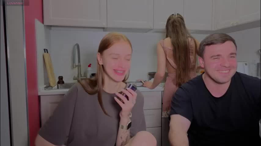 ihavepaws33 Live Sex December 17, 2025