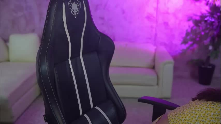 kira0541 Live Sex December 17, 2025