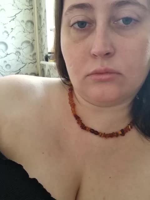 Milla-lovee Live Sex December 17, 2025