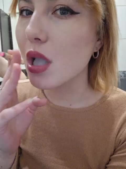-Molly Live Sex December 17, 2025