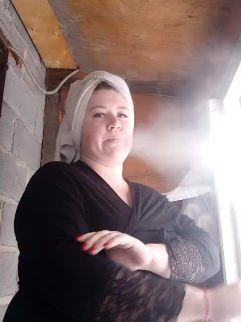 AnnaVictoriaa Live Sex December 17, 2025