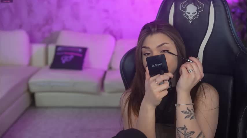 kira0541 Live Sex December 17, 2025