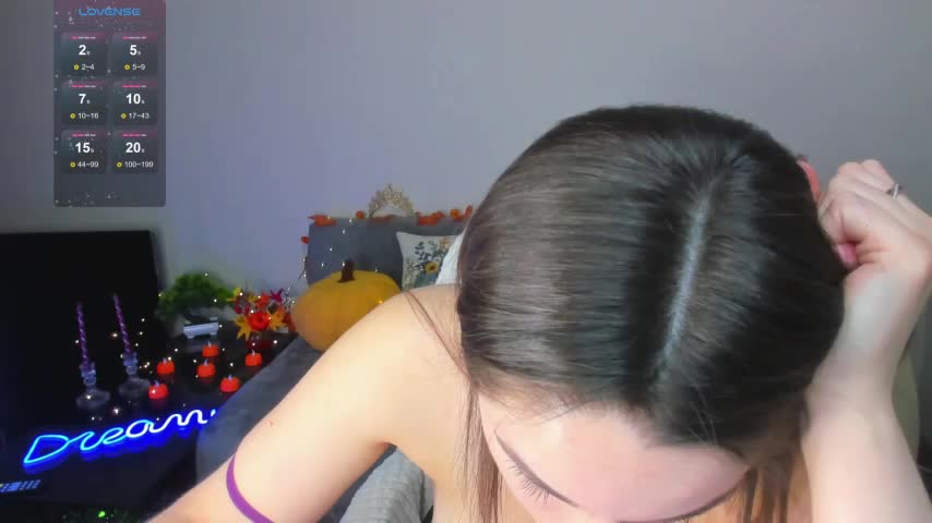 Camilla__one__ Live Sex December 17, 2025