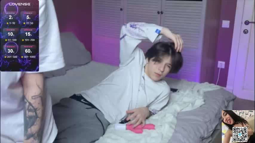 a_s_m_ Live Sex December 17, 2025