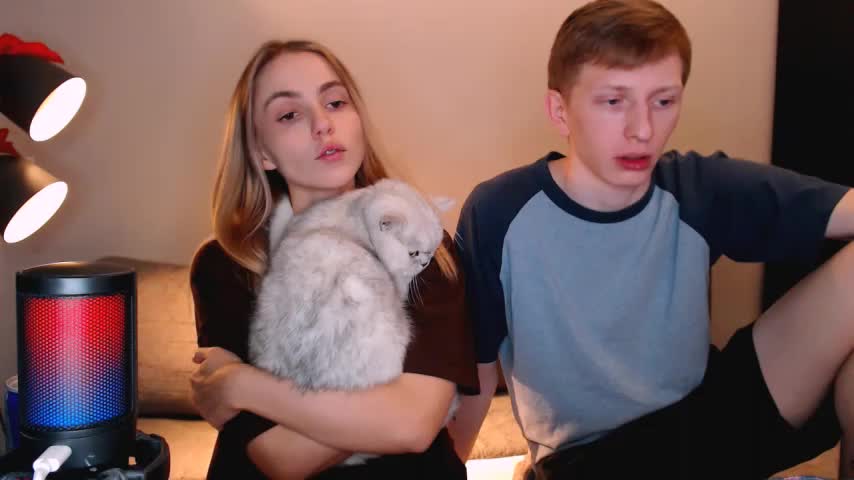 juliaanddima Live Sex December 17, 2025