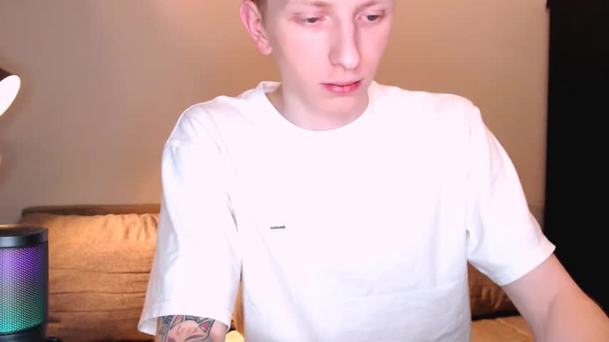 juliaanddima Live Sex December 17, 2025