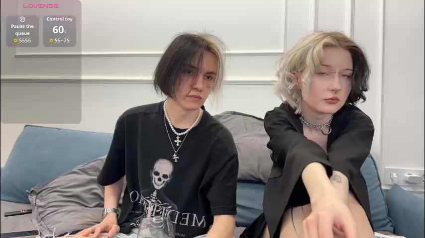 veryraretwins Live Sex December 17, 2025