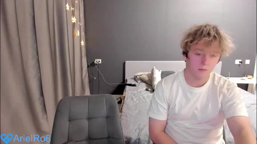 ariel_rouse Live Sex December 17, 2025