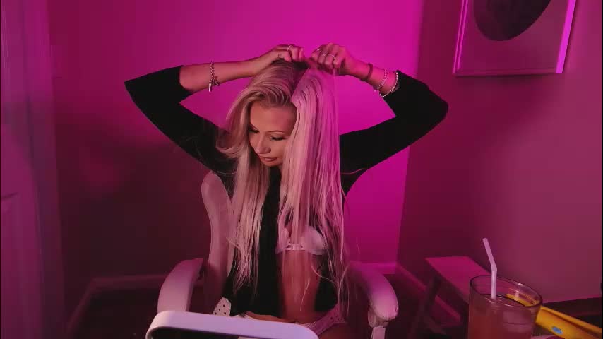 daisyy888 Live Sex December 17, 2025