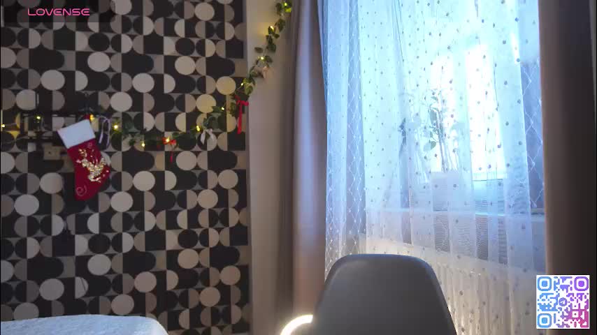 charming_daisy Live Sex December 17, 2025