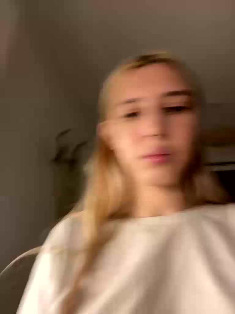 lina_wap Live Sex December 17, 2025