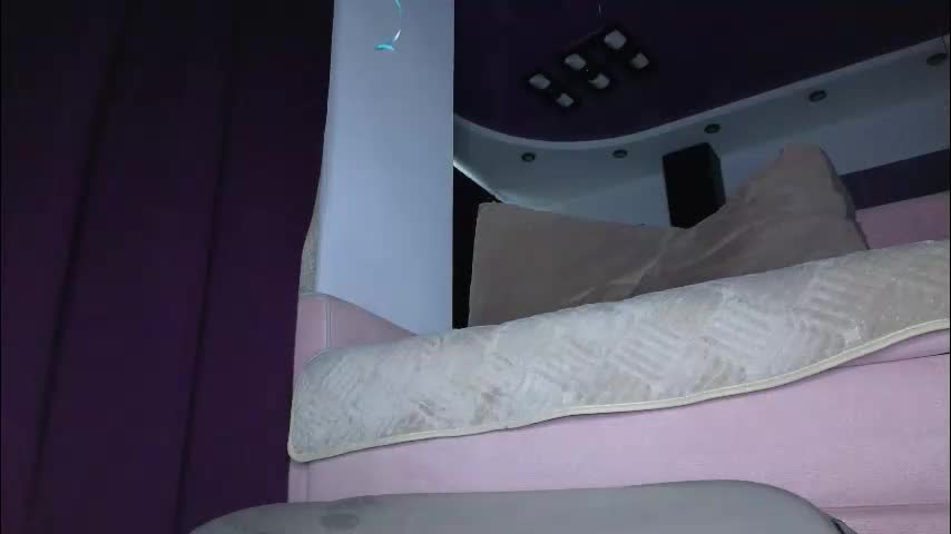 elisa_bright Live Sex December 17, 2025