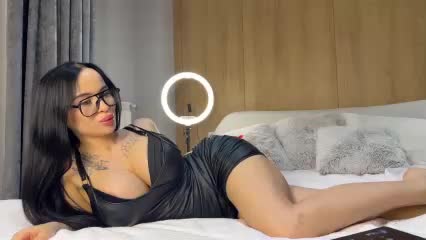 bmw_m8 Live Sex December 17, 2025