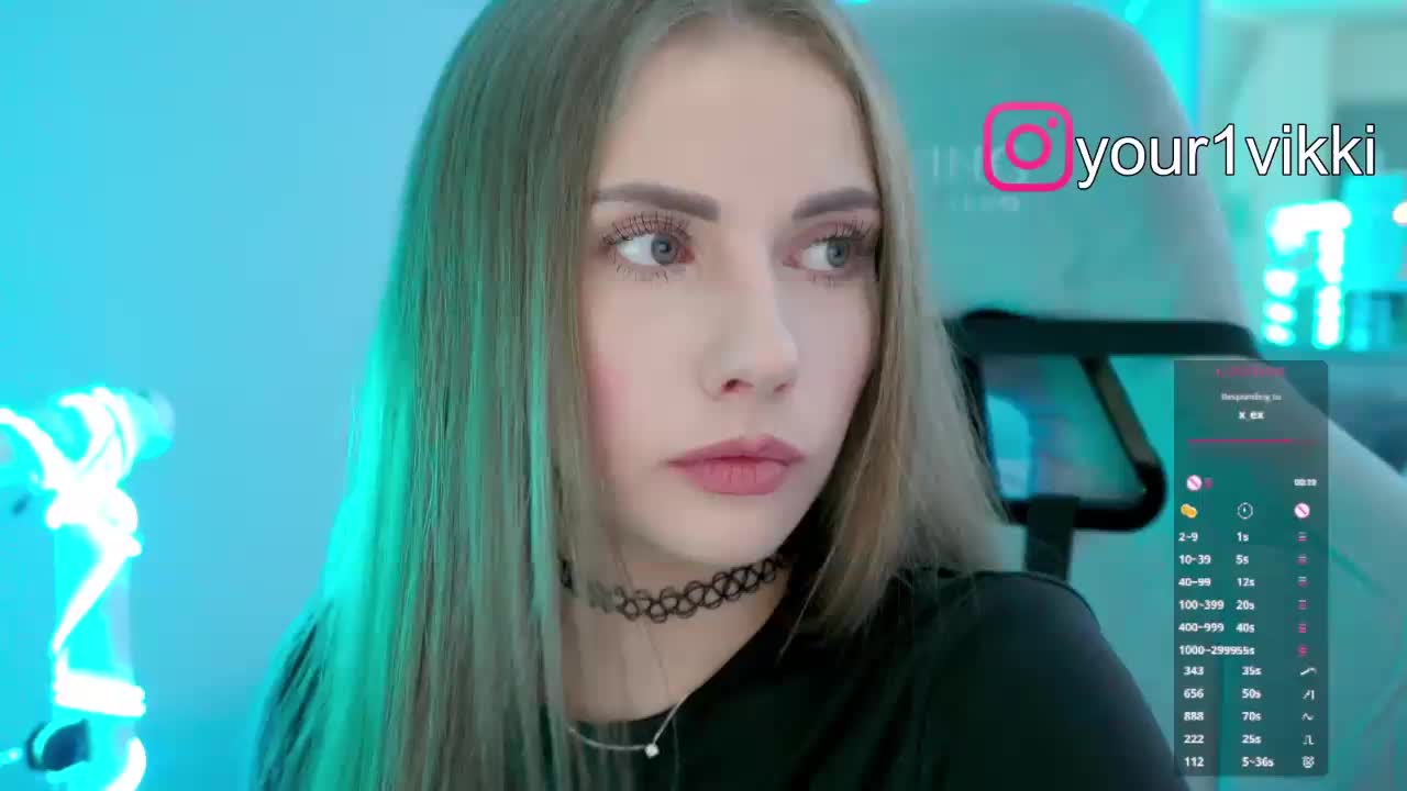 VikkiExtraCheese Live Sex December 17, 2025