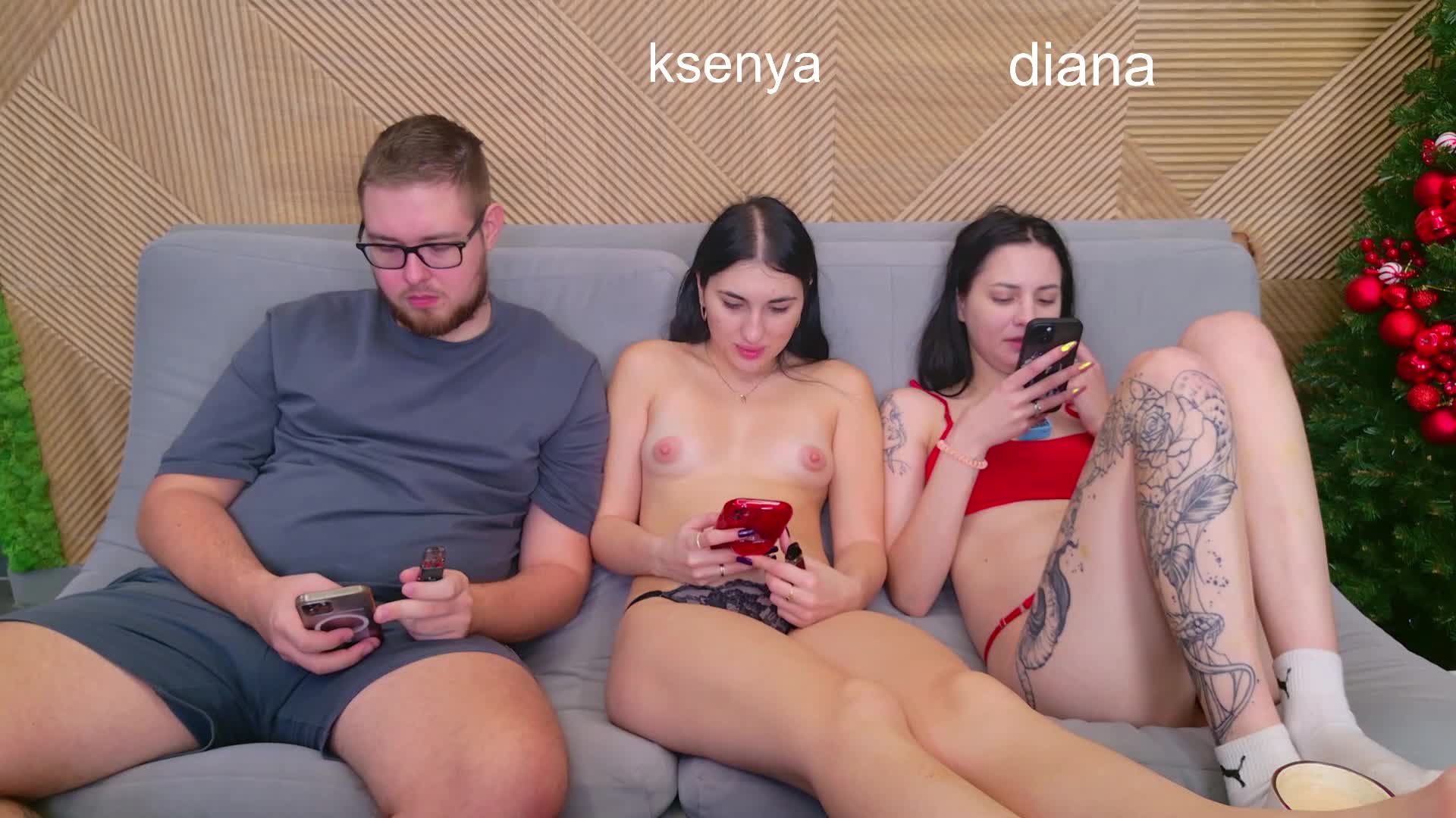 WebcamSlut Live Sex December 17, 2025