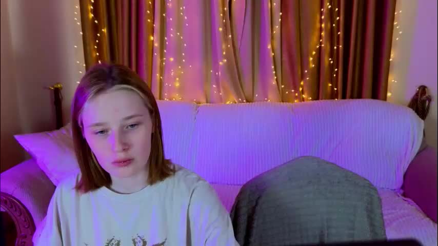babees_eva Live Sex December 17, 2025