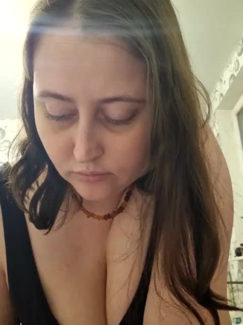 Milla-lovee Live Sex December 17, 2025