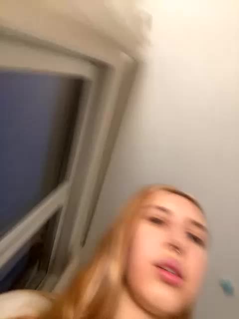 lina_wap Live Sex December 17, 2025