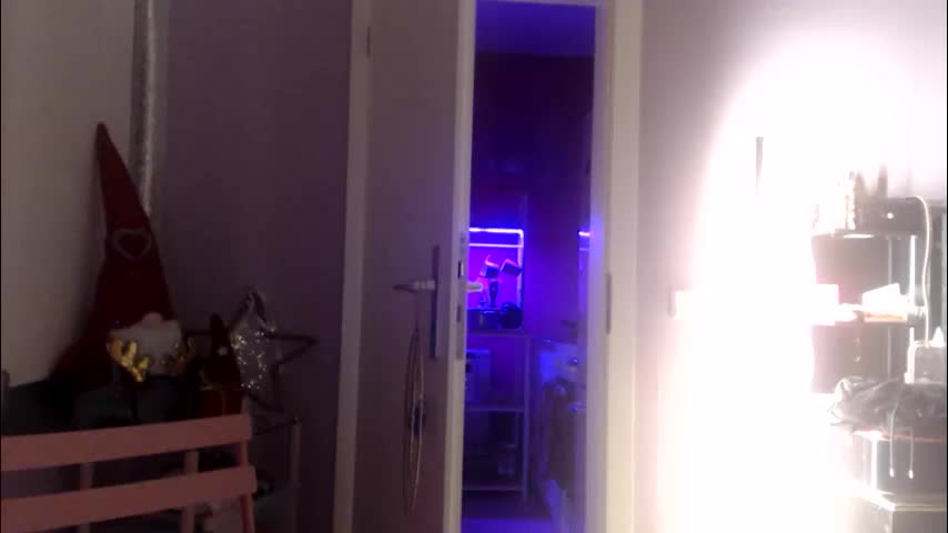 melli23 Live Sex December 17, 2025