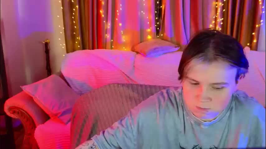 babees_eva Live Sex December 17, 2025