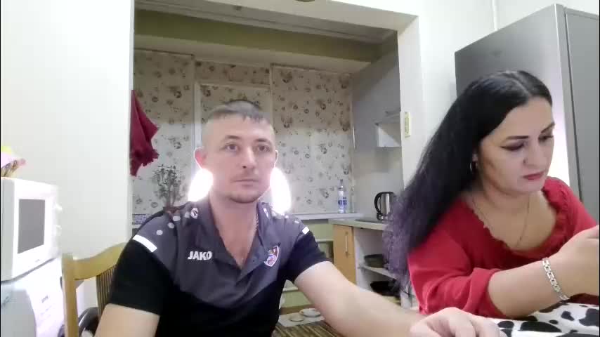 best_ass2000 Live Sex December 17, 2025