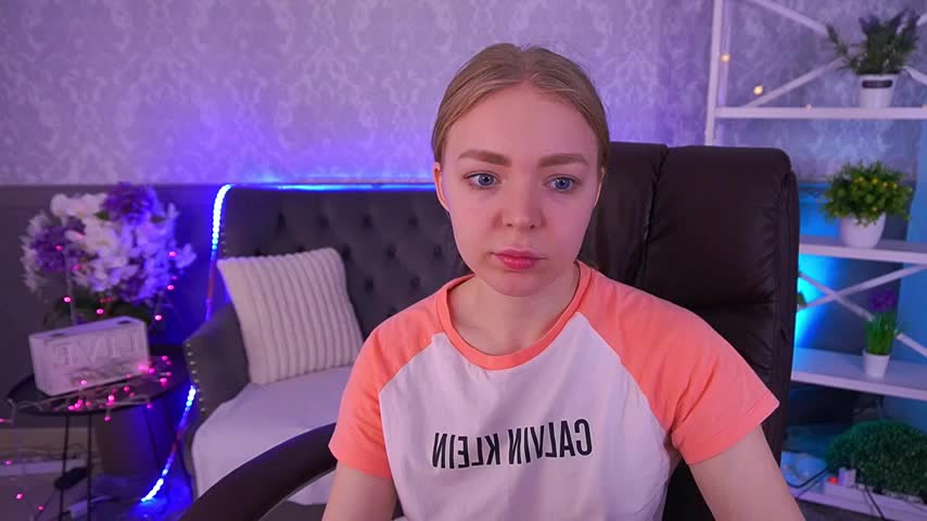 EmilySunshineS Live Sex December 17, 2025