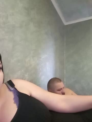 Greta_Tamar Live Sex December 17, 2025