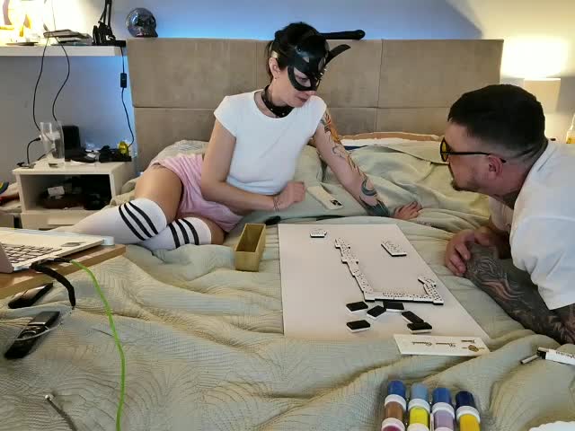 Sexy3couple Live Sex December 19, 2025