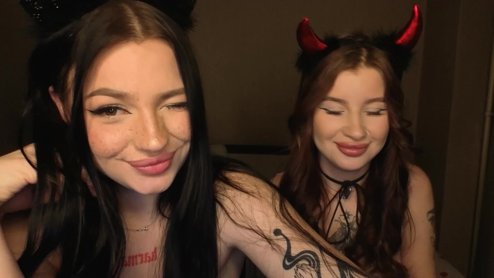 LisaAndDenis Live Sex December 17, 2025