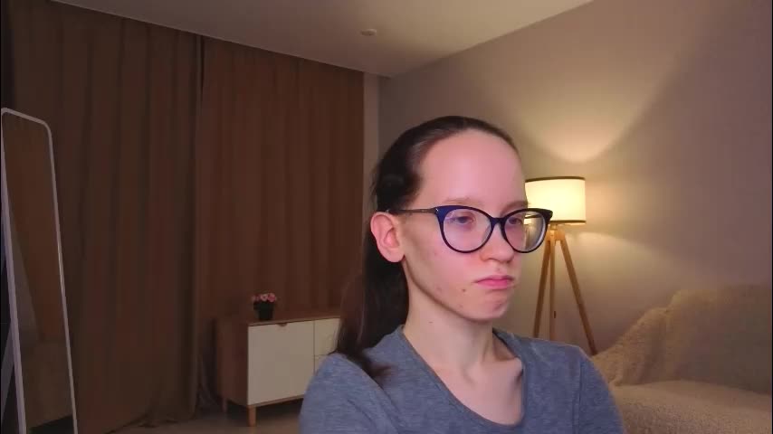 lynettebails Live Sex December 17, 2025