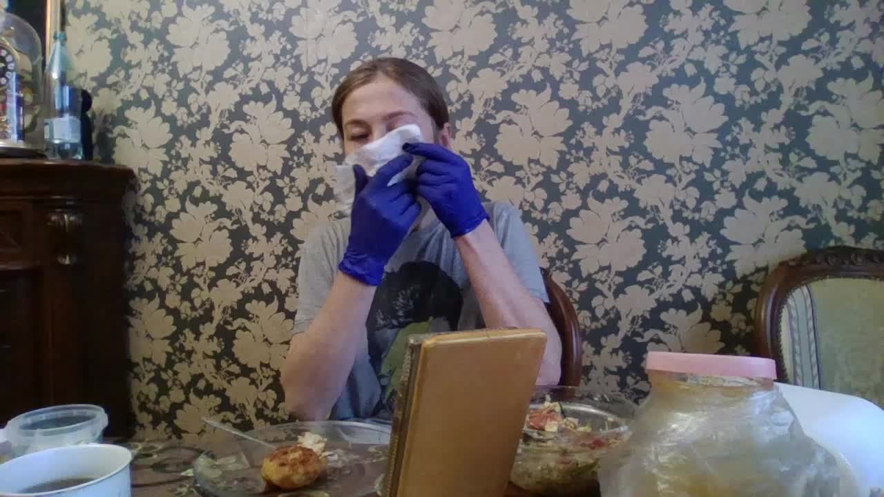 Smalldickshater Live Sex December 17, 2025