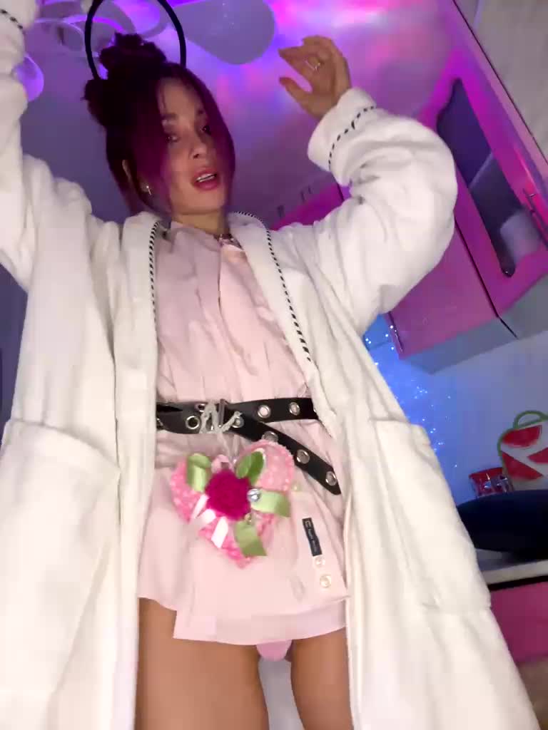 VIP17CoupleDream Live Sex December 17, 2025