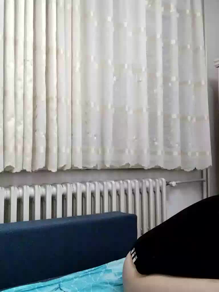 milf44milf Live Sex December 20, 2025